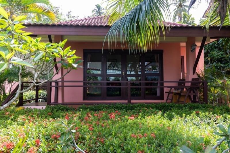 The New Villa Chaweng Beach Exteriör bild
